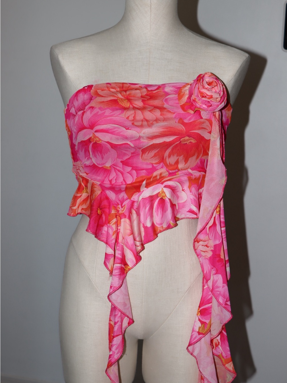 Fashion Nova Pink Floral Strapless Ruffle Crop Top
